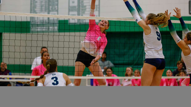 Lafayette Marquette Missouri girls volleyball 10-24-23 Nate Latsch 23949